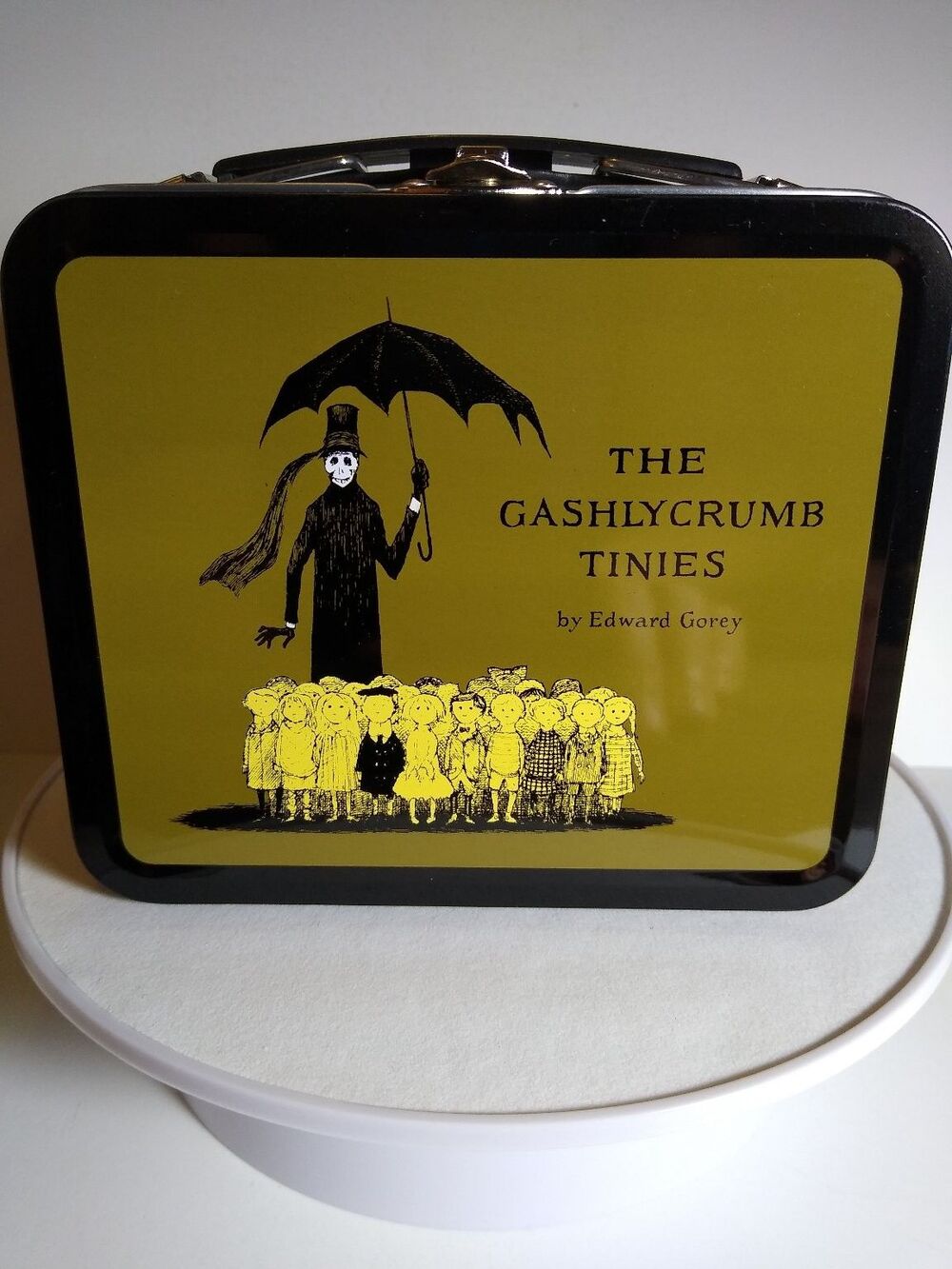The Gashlycrumb Tinies Edward Gorey, Halloween, Lunchbox Yellow/Green Black Goth